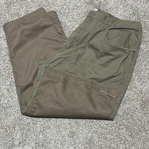 Men’s khaki Columbia PHG pants. Size 46x30.